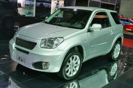 Malé SUV označené DR 3 i ostatní modely se začnou šířit po Evropě.