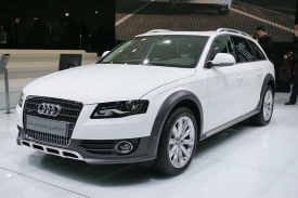 Audi A4 allroad se lehč&iacute;ho ter&eacute;nu neboj&iacute;.