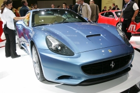 Ferrari California v Paříži 2008