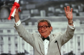 Egyptský režisér Júsuf Šahín zemřel ve věku 82 let.