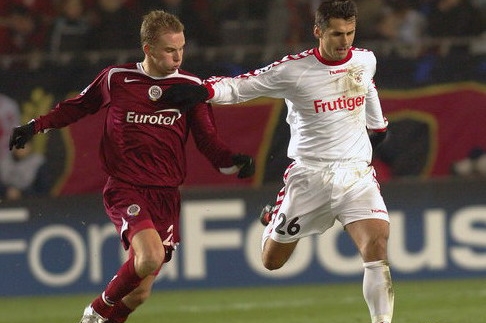 Obránce Sparty Michal Kadlec (vlevo). Odejde do Lyonu?