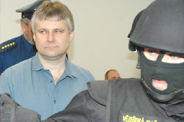 Kajínka přesunuli do nové věznice pro doživotní vězně v Karviné. 
