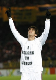 Kaká patří Bohu.