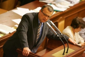 Kalousek sněmovně poděkoval za věcn&yacute; a racion&aacute;ln&iacute; př&iacute;stup.