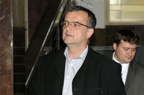 Miloslav Kalousek tvrdí, že Čunek podváděl.
