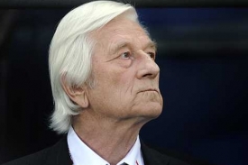 Karel Br&uuml;ckner, kouč česk&eacute; fotbalov&eacute; reprezentace.
