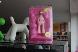 Může designér splynout se svým dílem? Podle Olivie Lee rozhodně ano. Může designér splynout se svým dílem? Podle Olivie Lee rozhodně ano.