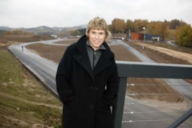 Kateřina Neumannová hledá do týmu začínající novináře.