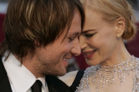 Jako dvě hrdličky. Manželé Keith Urban a Nicole Kidmanová.
