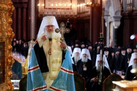 Nov&yacute;m patriarchou se stal Kirill.