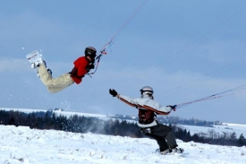Loňský ročník Snowkiting Festu.