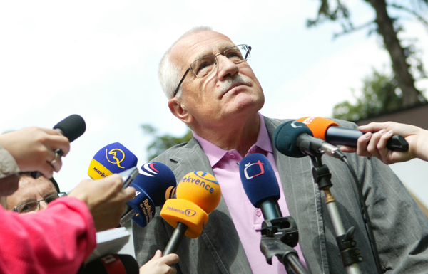 Prezidenta Klause udivila reakce ministra zahraničí.