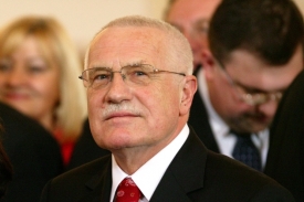 Václav Klaus svůj tým nemění. Odejde jen mluvčí Petr Hájek.