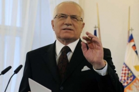 Prezident Klaus připomíná Tonymu Blarberovi Švejka.