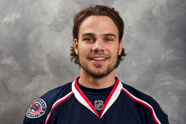 Rostislav Klesla zažíval nejúspěšnější start v sezoně NHL. Rostislav Klesla zažíval nejúspěšnější start v sezoně NHL.