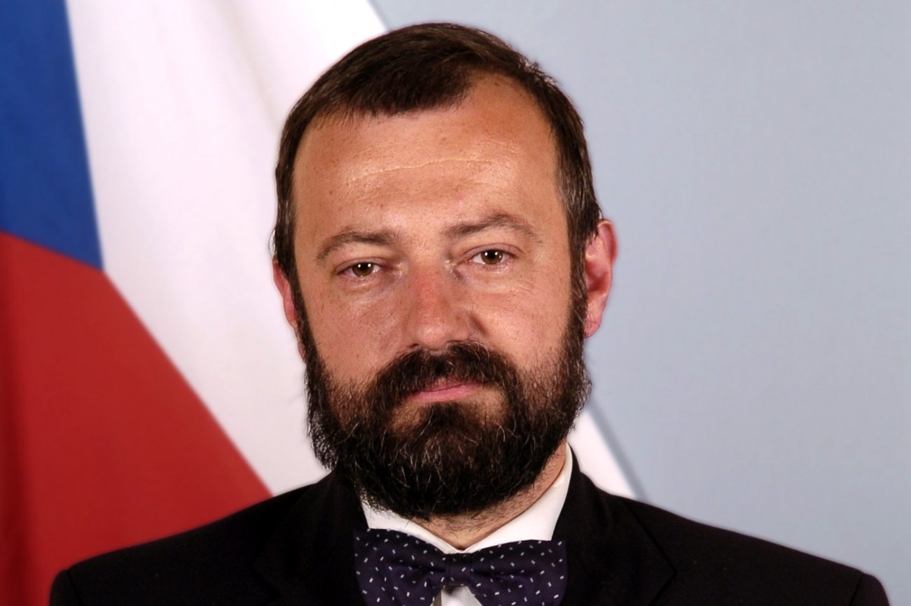 Velvyslanec České republiky v Indii Hynek Kmoníček.