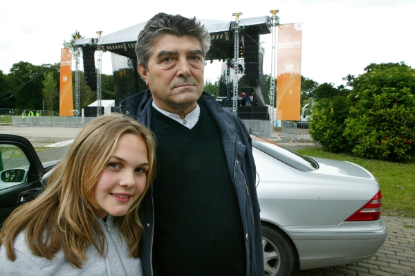 Václav Kočka se svou vnučkou.