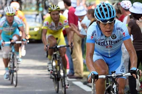 Třetí muž letošní Tour Bernhard Kohl měl pozitivní dopingový test. Třetí muž letošní Tour Bernhard Kohl měl pozitivní dopingový test.