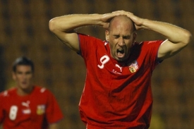 Jan Koller se chytal za hlavu často, nakonec však svůj 50. reprezentační gól vstřelil