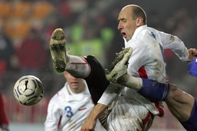 Jan Koller (v bílém dresu). Jan Koller (v bílém dresu).