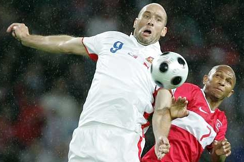 Jan Koller (na archivním snímku z Eura). Jan Koller (na archivním snímku z Eura).