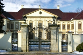 Zámek Koloděje