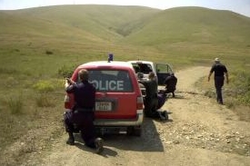 UNMIK při tréninku kosovské policie. UNMIK při tréninku kosovské policie.