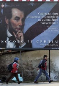 Srbská propagační kampaň proti nezávislosti Kosova.