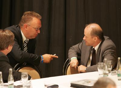 Vlastimil Košťál (vlevo) a Ivan Hašek. Příští spolupracovníci? Vlastimil Košťál (vlevo) a Ivan Hašek. Příští spolupracovníci?
