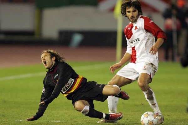 Matej Krajčík (vpravo). Opustí v zimě Slavii?