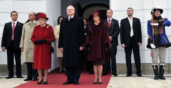 Rodinné foto: Alžběta s manželem, Gašparovič s manželkou.