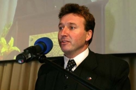 Milan Kubek získal atestaci na angiologa.