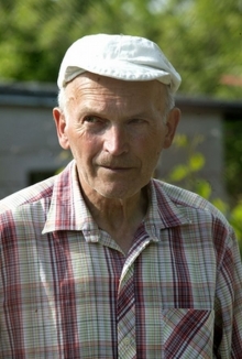 Podle Karla Kuběny je Jiří Adam přísný a nemá rád lenost.