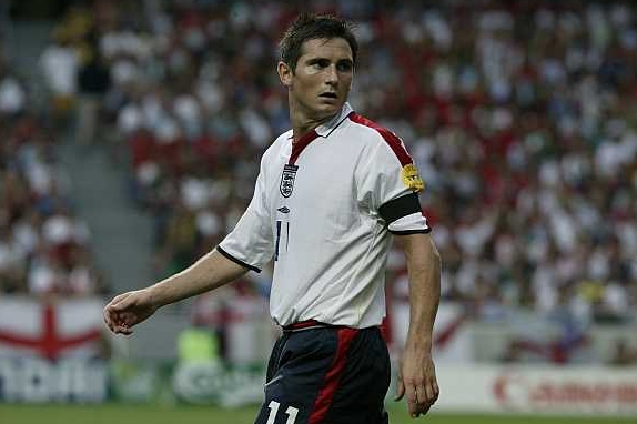 Frank Lampard, záložník fotbalistů londýnské Chelsea. Frank Lampard, záložník fotbalistů londýnské Chelsea.