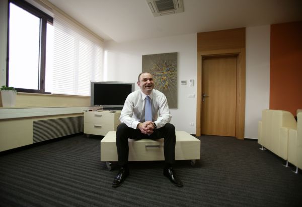 Klíčový politik ODS Langer pomáhal podnikateli Sekyrovi.