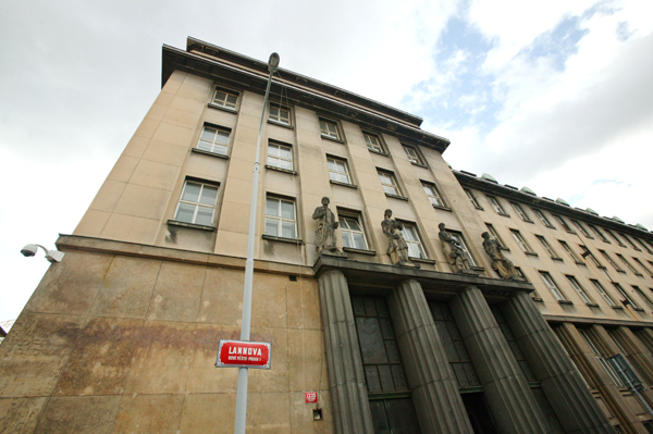 Palác v Lannově ulici.