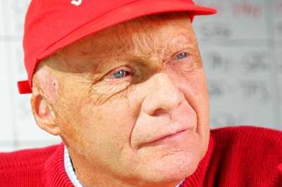 Rakušan Niki Lauda, trojnásobný mistr světa formule 1.