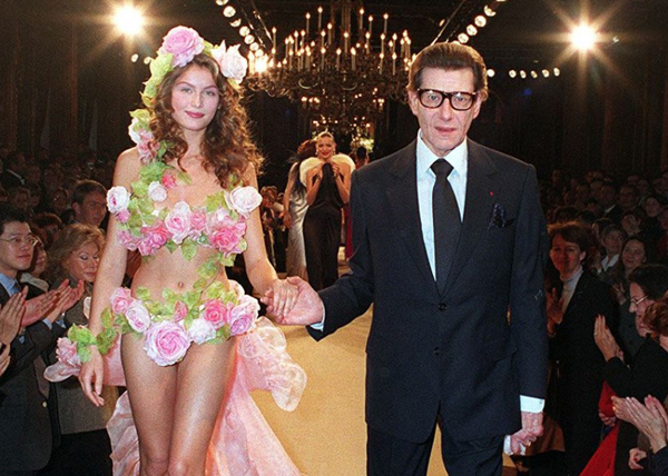 Yves Saint Laurent se svojí oblíbenou modelkou Latetií Castou.
