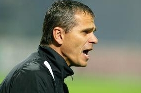 Vítězslav Lavička. Kouč Sparty byl po derby bílý jako stěna.