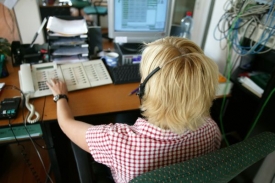 Konzultanti Linky bezpečí řeší až 900 případů denně.