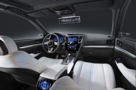 Interi&eacute;r působ&iacute; na Subaru nečekaně futuristicky.