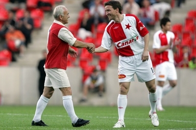 Legendy Slavie: František Veselý a Vladimír Šmicer. Legendy Slavie: František Veselý a Vladimír Šmicer.