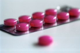 Obchody farmaceutických firem doprovázejí případy korupce, ilustrační foto.