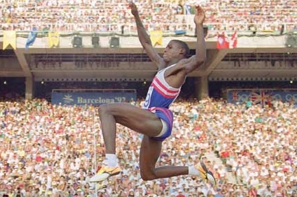 Carl Lewis na olympiádě v Barceloně.