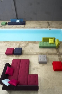 Pohovky francouzské značky Ligne Roset seženete u firmy Ligne Roset.