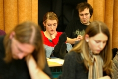 Studensti vysokých škol mohou být v klidu. Školné jim nehrozí