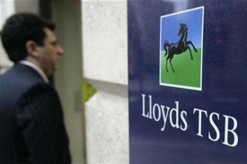 Lloyds je na britském hypotečním trhu čtvrtým největším aktérem.