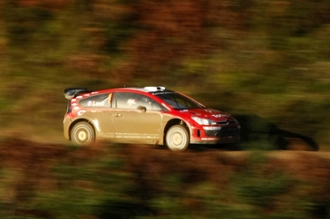 Jezdec týmu Citroën Sébastien Loeb. Jezdec týmu Citroën Sébastien Loeb.