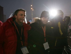Primátor Pavel Bém se vrátil z dovolené a hned zavítal na závod.