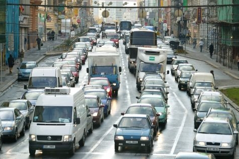 Na magistrále se mějte na pozoru. Policie zde měří rychlost &quot;úsekově&quot;.
